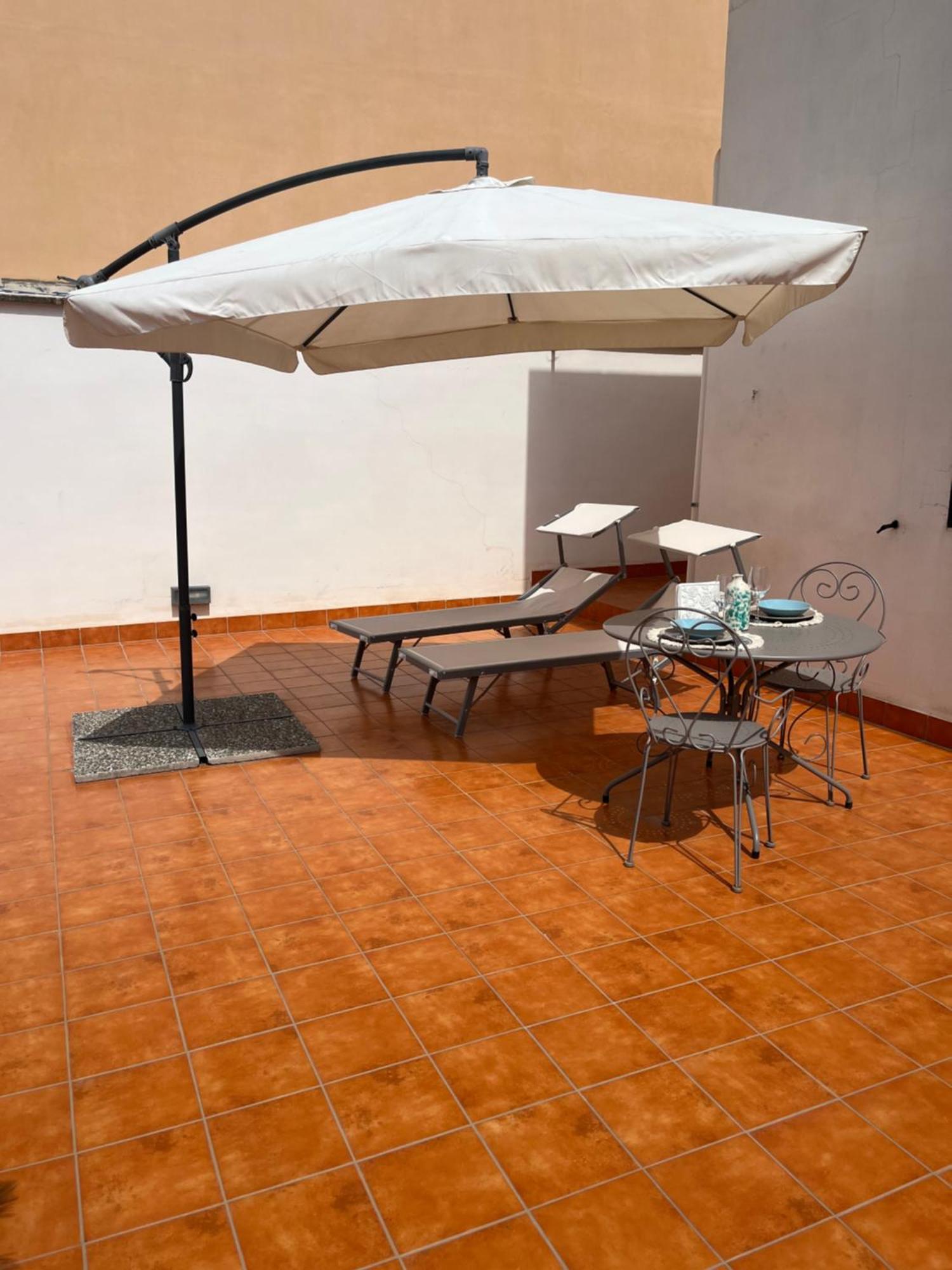 モノーポリLa Terrazza Di Nonno Ciccioアパートメント エクステリア 写真